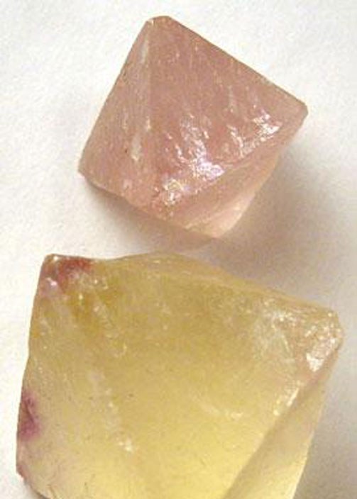 Fluor gebunden in einem Fluoridsalz als Fluorkristalle